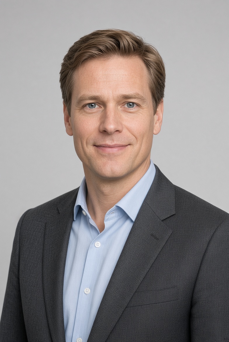 Portrait of Peter Widenhoff, Consultant